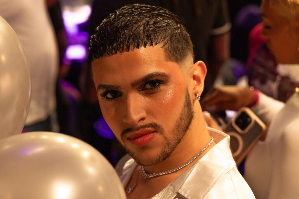 Latex Ball Magic: ‘1,000 Nights’ in Photos 5 LATEX25 SALGADO 028